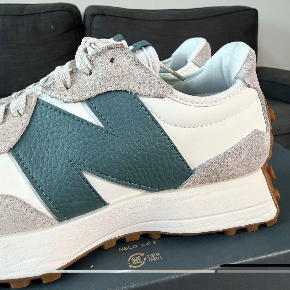 New Balance 327 Moonbeam New Spruce Gray Green Casual Sneakers Women's Size 7.5 - Picture 6 of 12
